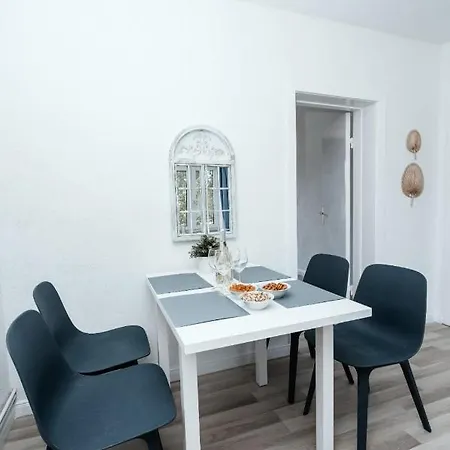 2-zimmer-wohnung In Meeresnahe Apartment *